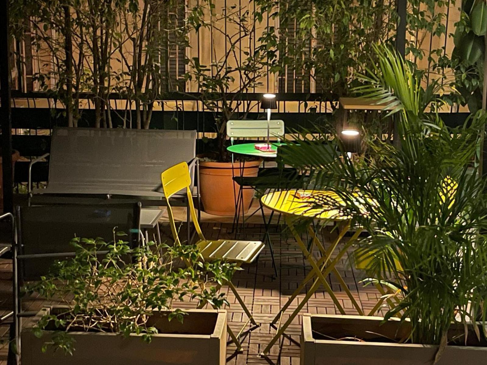La Casa Di Ily Hotel เนเปิลส์ ภายนอก รูปภาพ